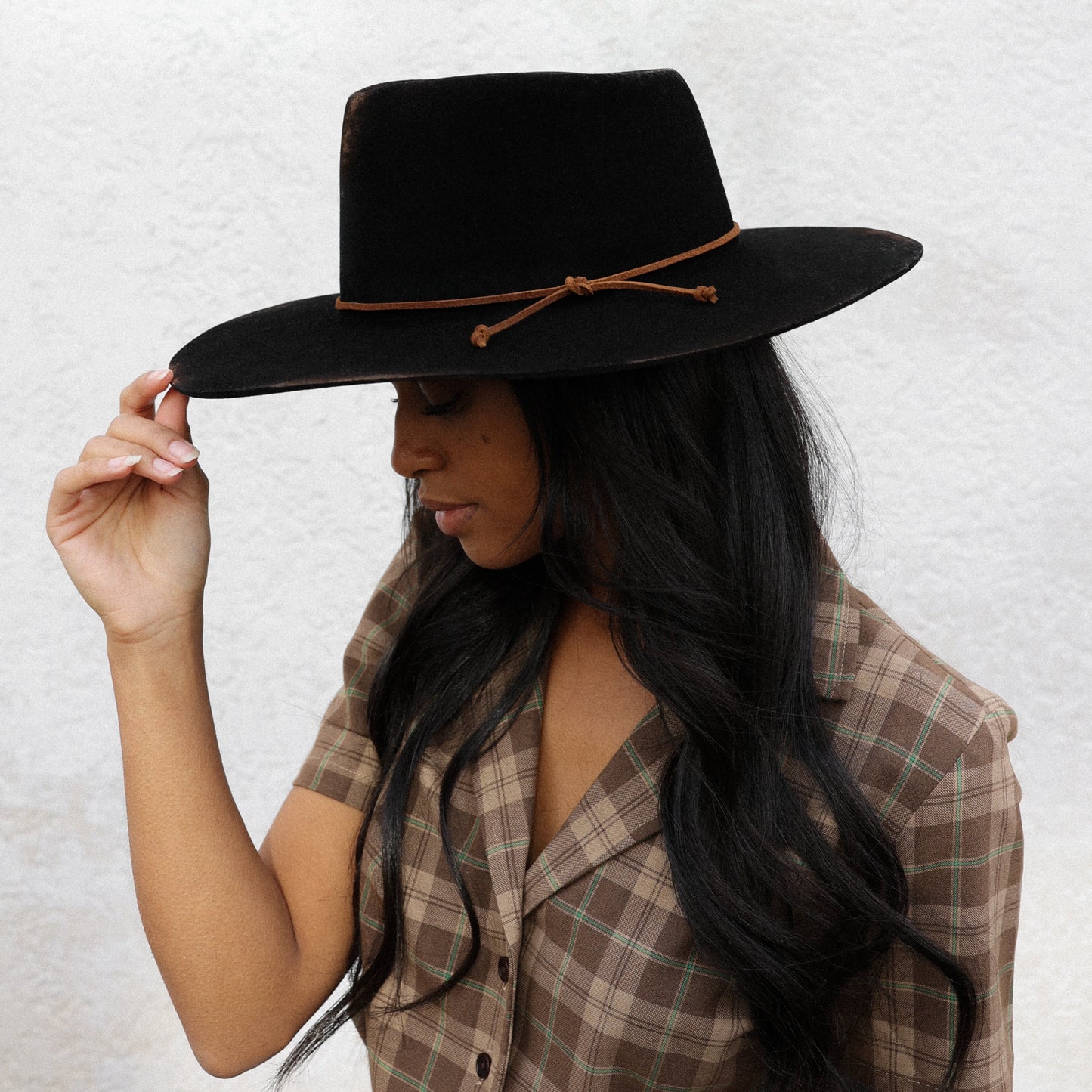 Wide-Brim Diamond Wool Felt Hat in Burned Black