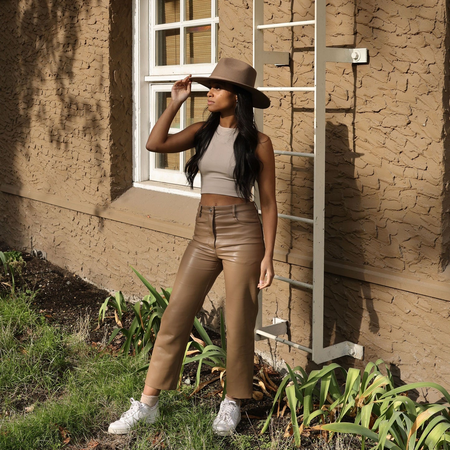 Wide-Brim Teardrop Wool Felt Hat in Taupe